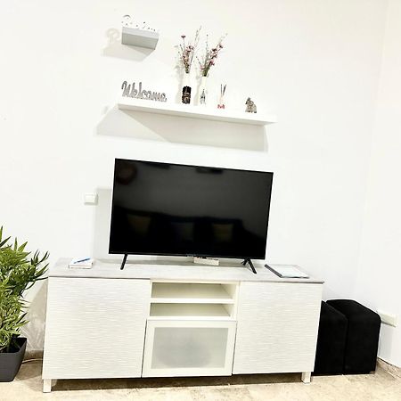 Apartamento Acogedor Y Moderno En Pleno Centro De Sevilla Con Parking Gratis Екстериор снимка