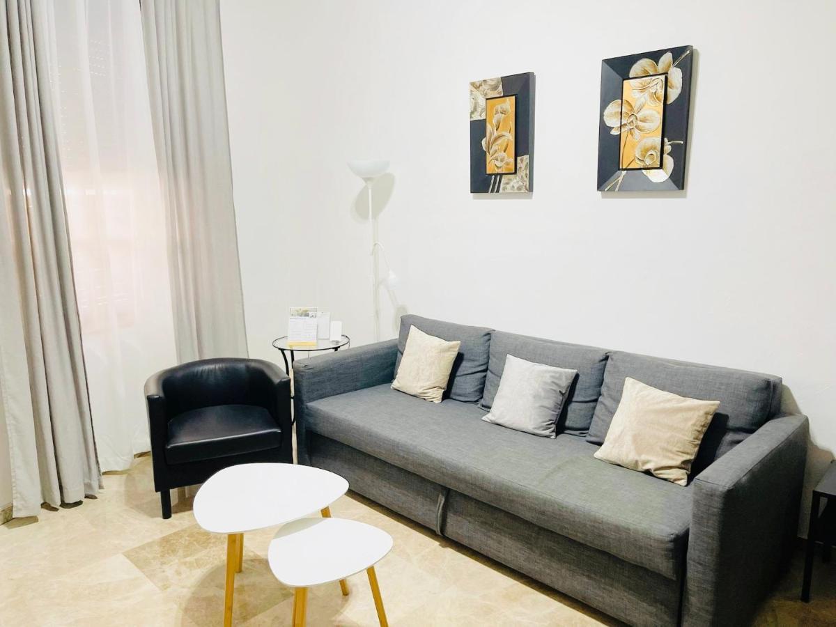 Apartamento Acogedor Y Moderno En Pleno Centro De Sevilla Con Parking Gratis Екстериор снимка