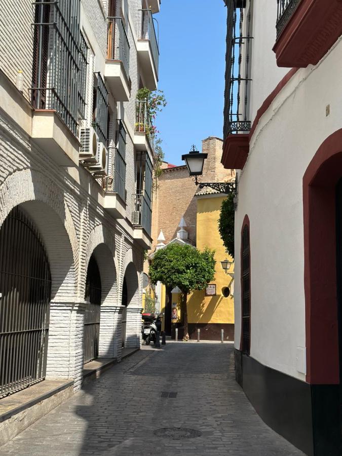 Apartamento Acogedor Y Moderno En Pleno Centro De Sevilla Con Parking Gratis Екстериор снимка