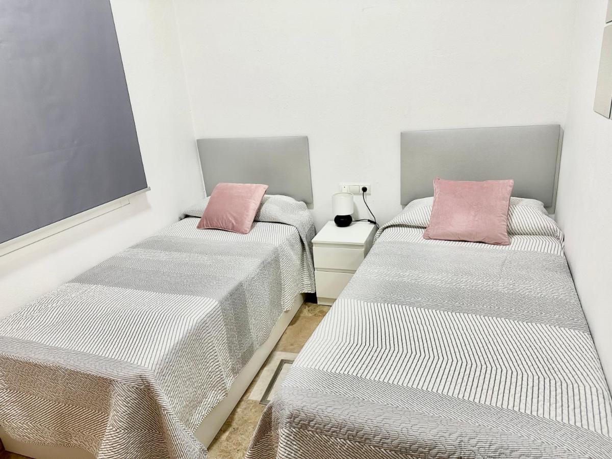 Apartamento Acogedor Y Moderno En Pleno Centro De Sevilla Con Parking Gratis Екстериор снимка