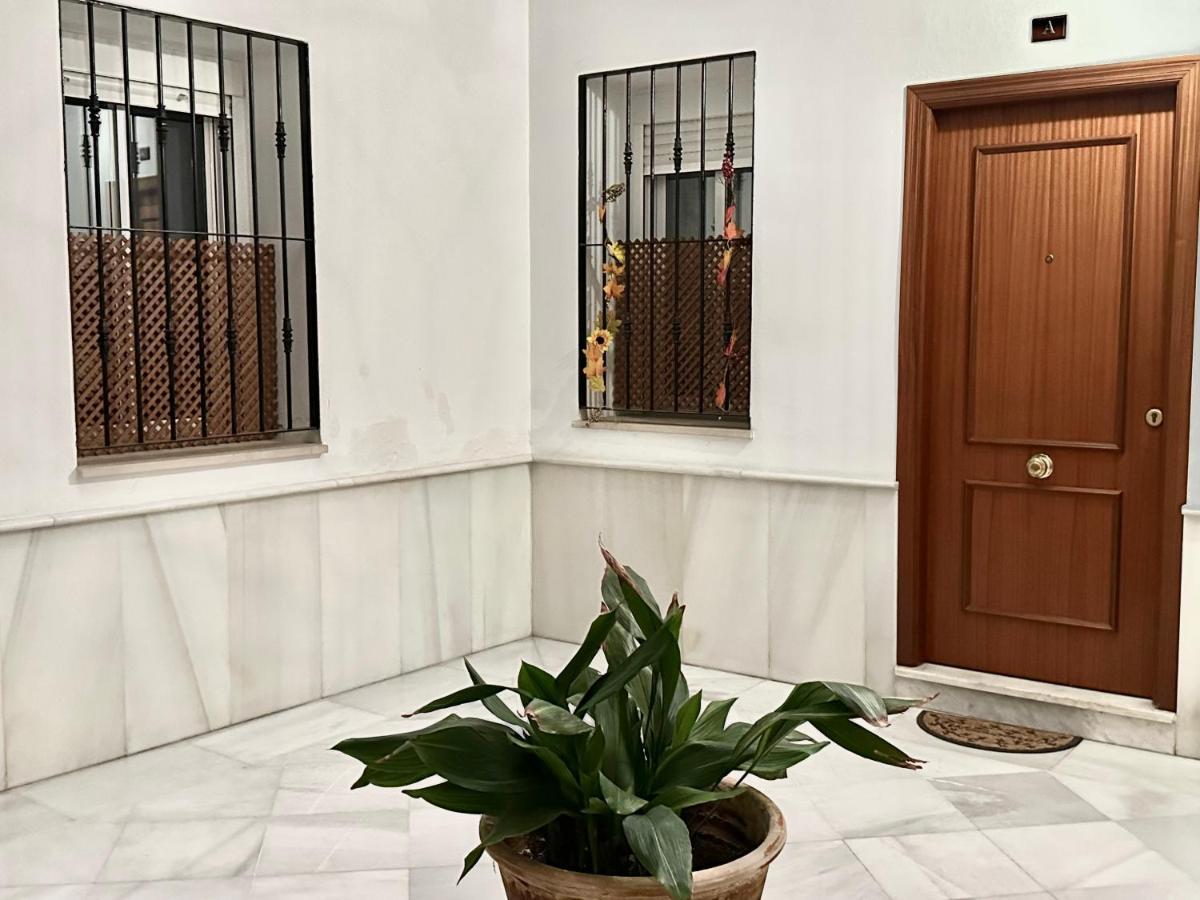 Apartamento Acogedor Y Moderno En Pleno Centro De Sevilla Con Parking Gratis Екстериор снимка